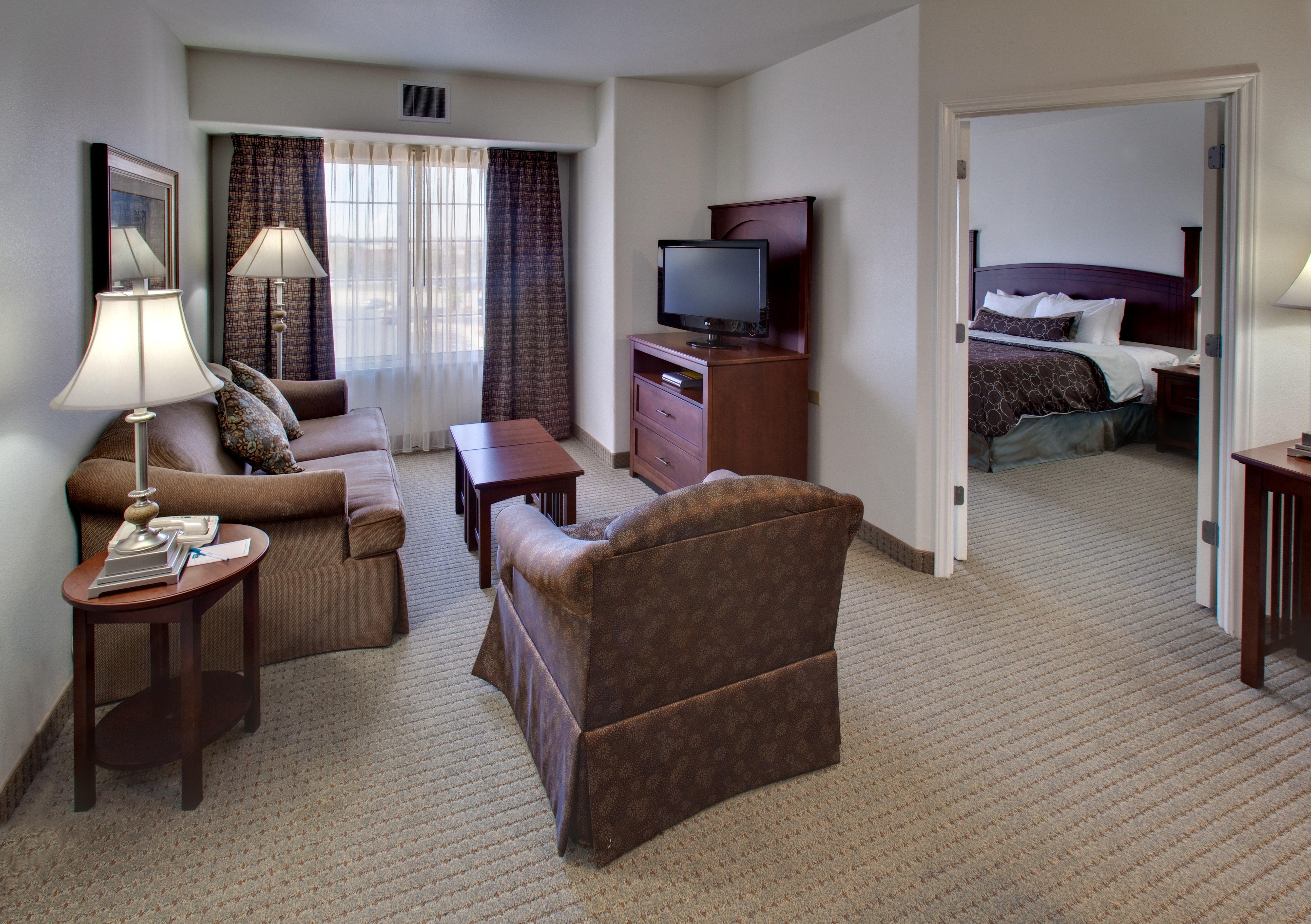 Staybridge Suites Rockford By Ihg Pokoj fotografie