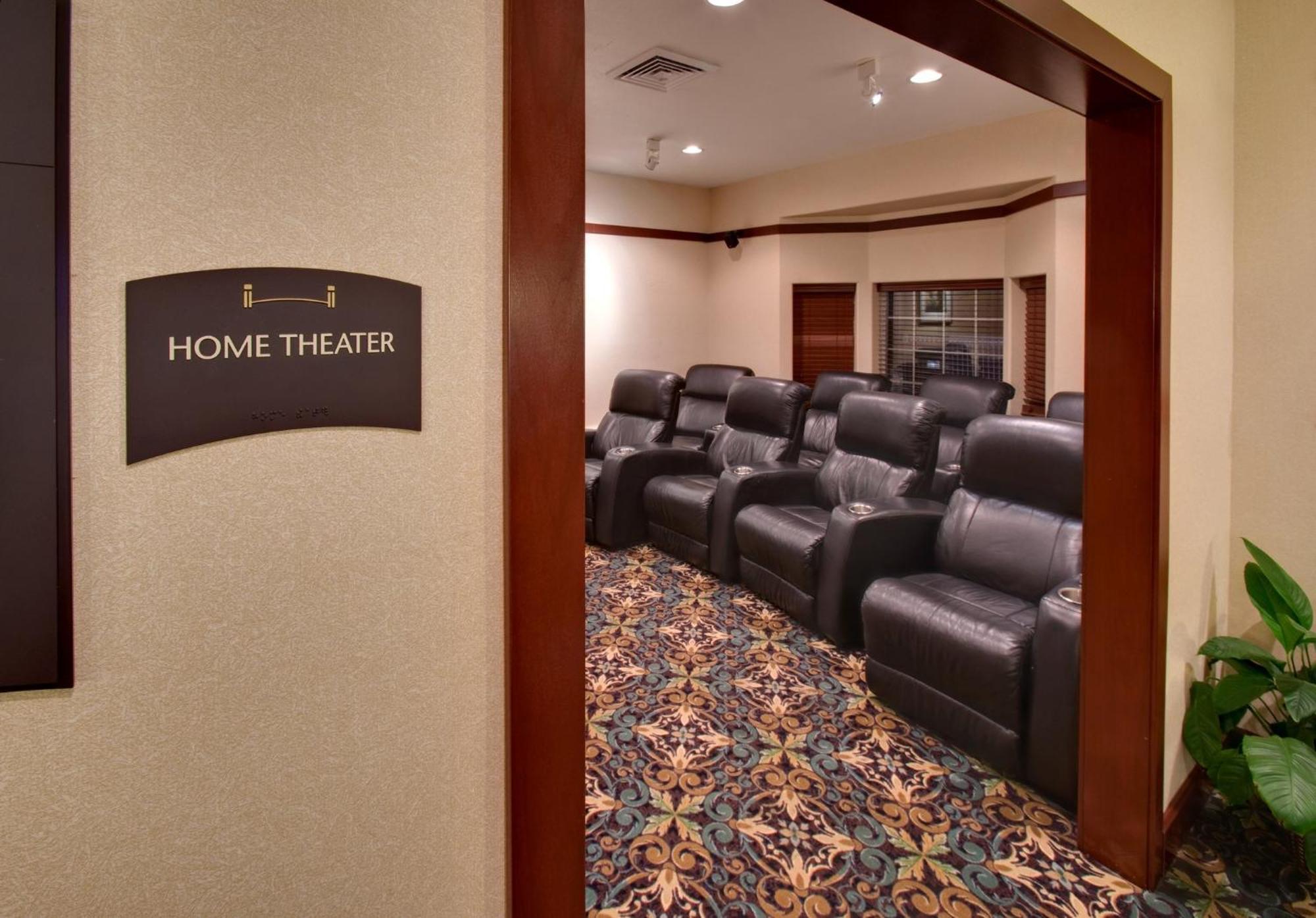 Staybridge Suites Rockford By Ihg Exteriér fotografie