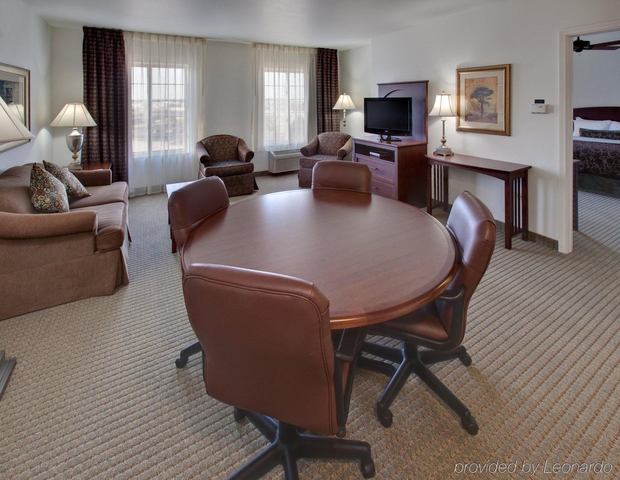 Staybridge Suites Rockford By Ihg Pokoj fotografie