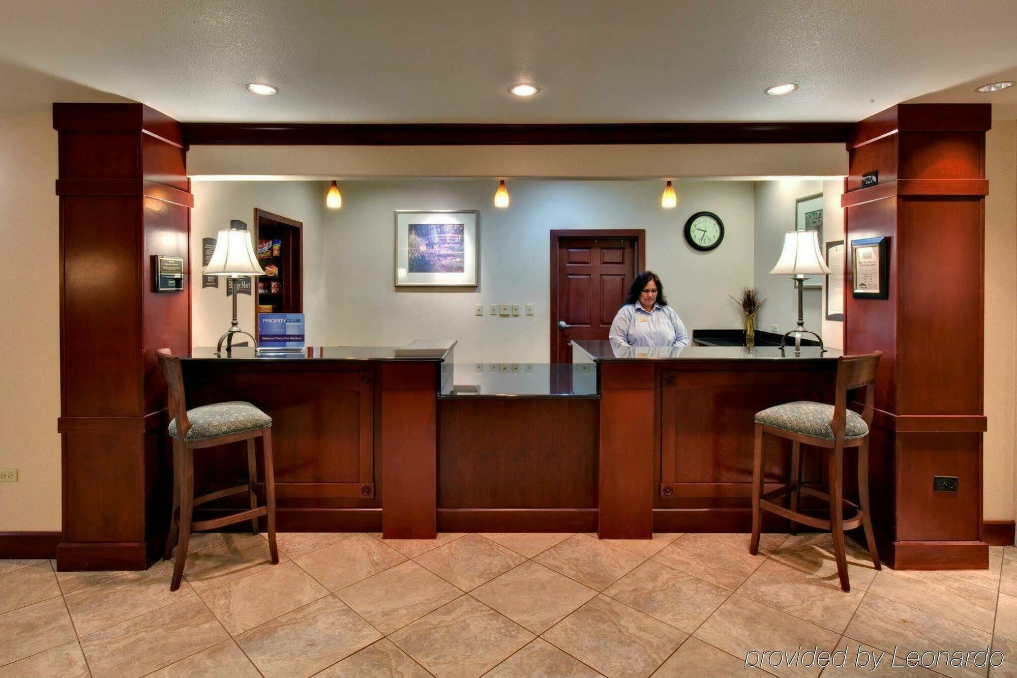 Staybridge Suites Rockford By Ihg Interiér fotografie