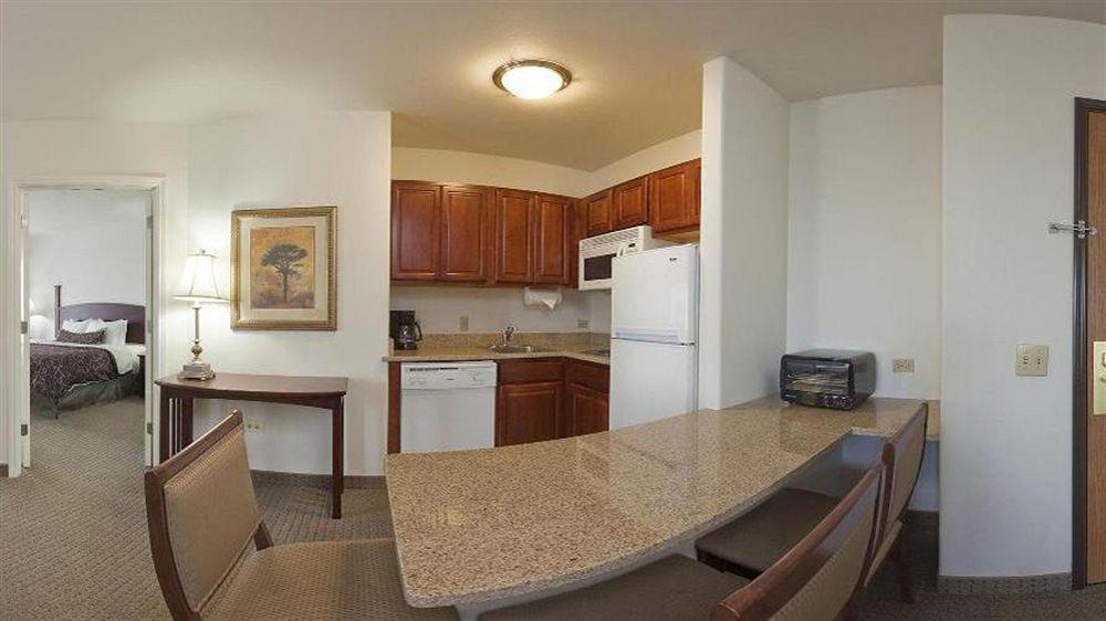 Staybridge Suites Rockford By Ihg Exteriér fotografie